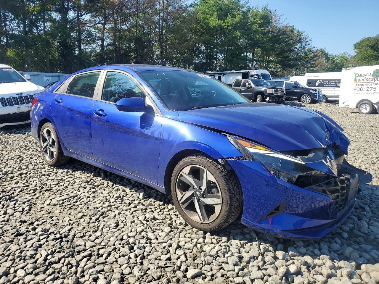 2023 Hyundai Elantra Sel - Фото 4