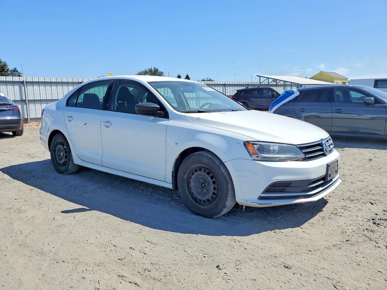 2015 Volkswagen Jetta Base - Image 4