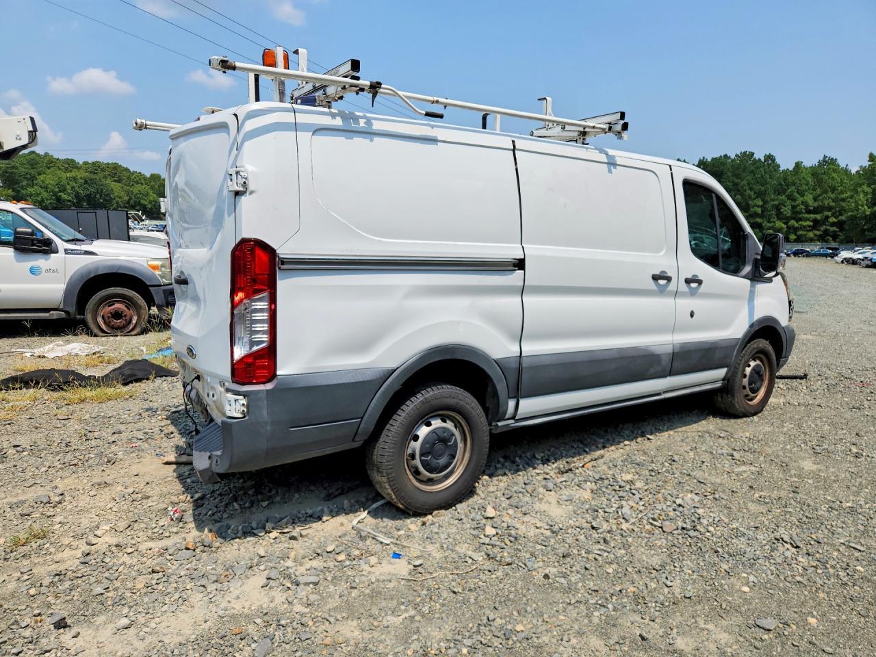 2016 Ford Transit T-250 - Фото 3