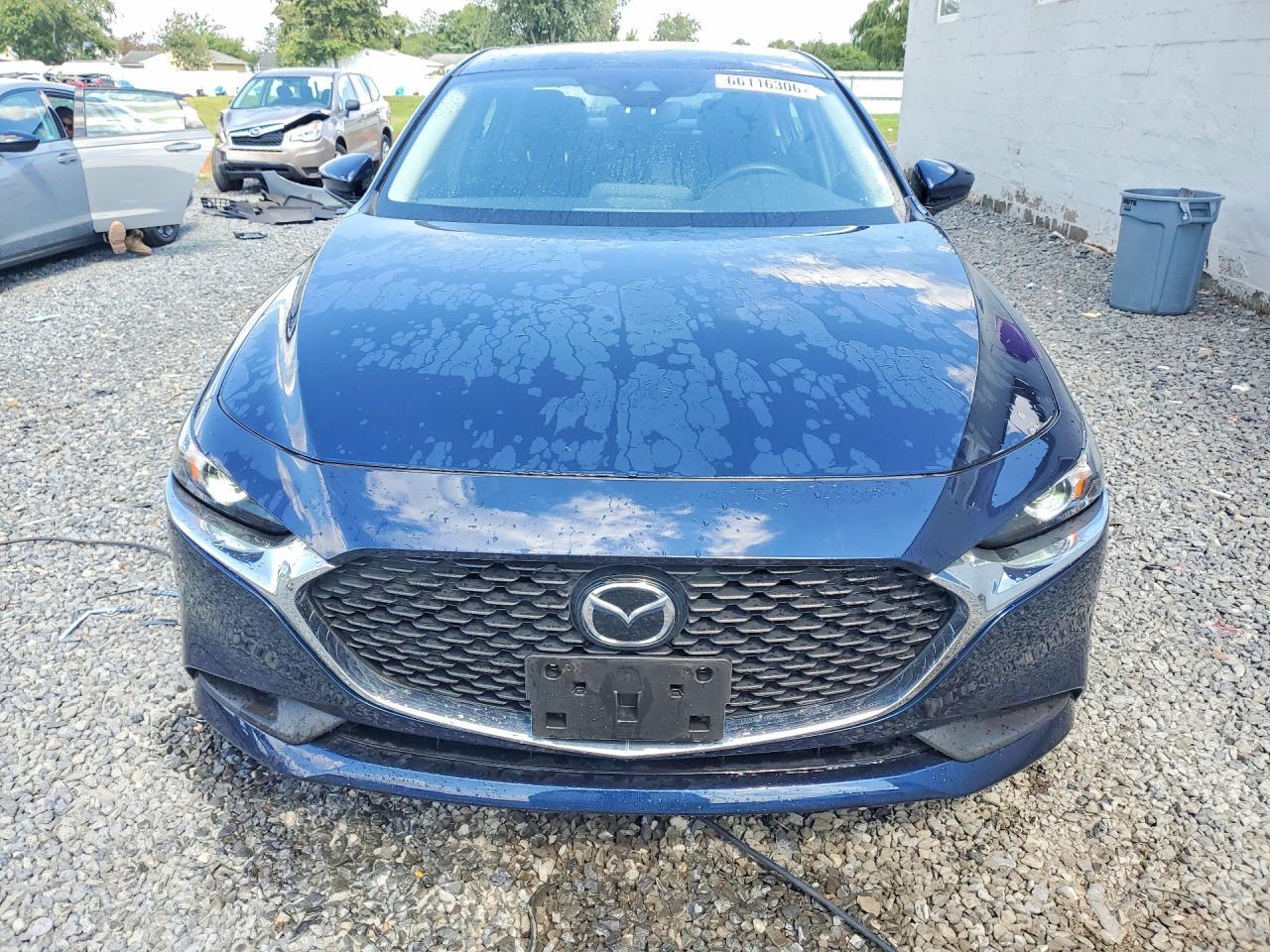 2022 Mazda 3 - Фото 5
