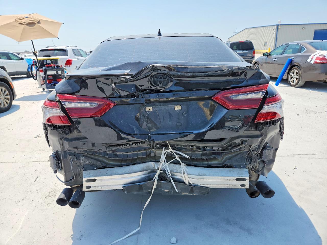 2022 Toyota Camry Xse - Фото 6