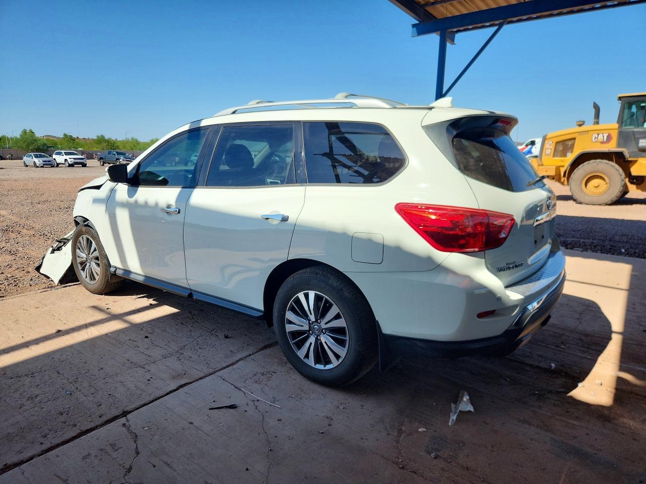 2020 Nissan Pathfinder Sv - Image 2