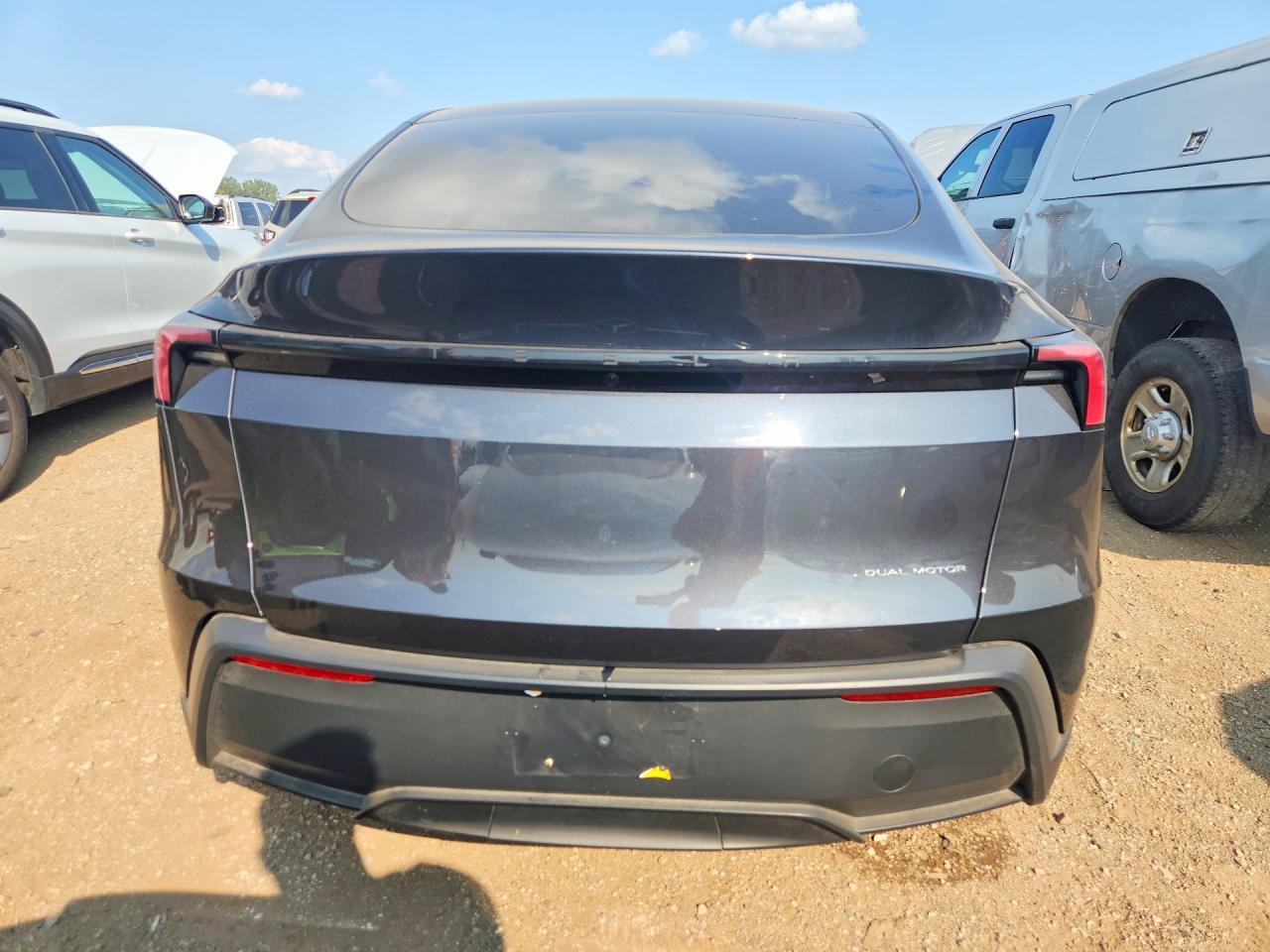 2026 Tesla Model Y - Image 6