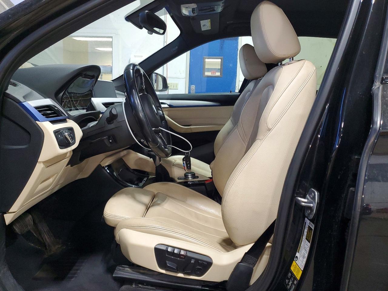 2017 BMW X1 xDrive28I - Фото 7