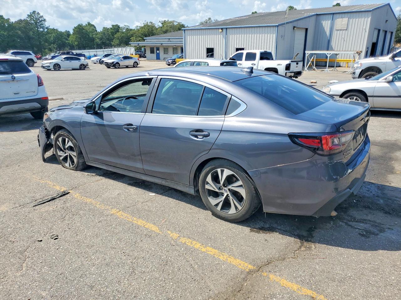 2022 Subaru Legacy Premium - Фото 2