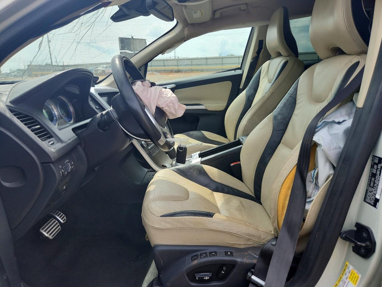 2011 Volvo Xc60 3.2 - Image 7