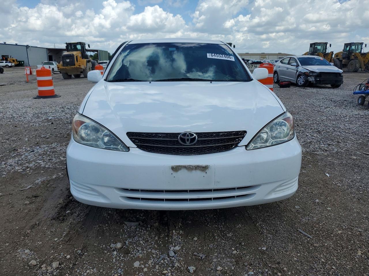 2003 Toyota Camry Le - Image 5