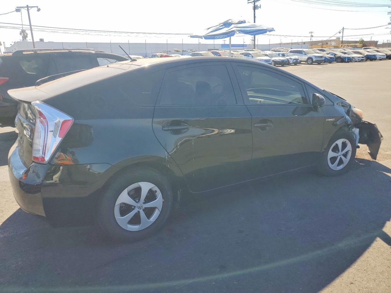 2014 Toyota Prius Two - Фото 3