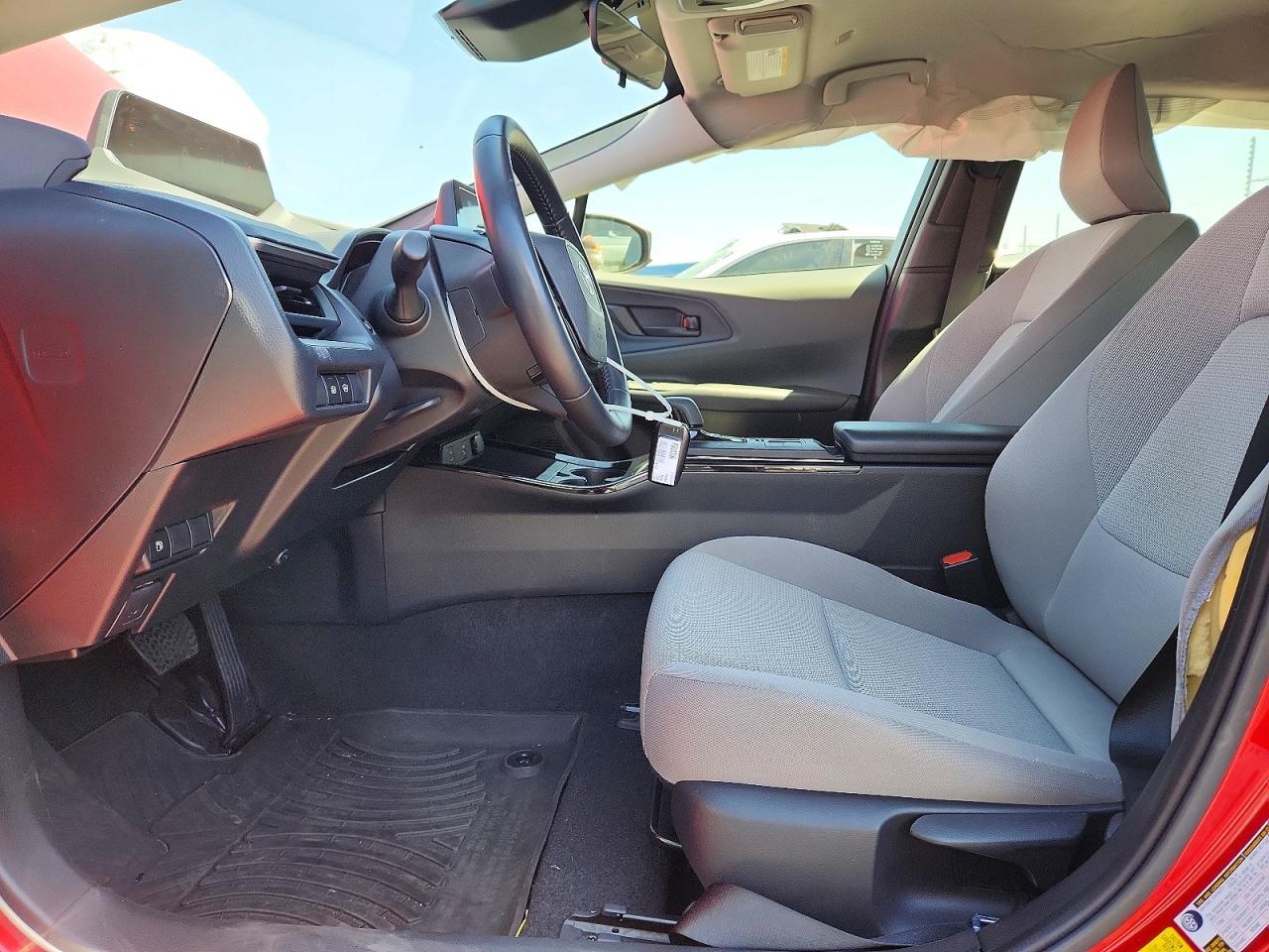 2023 Toyota Prius Le - Фото 7