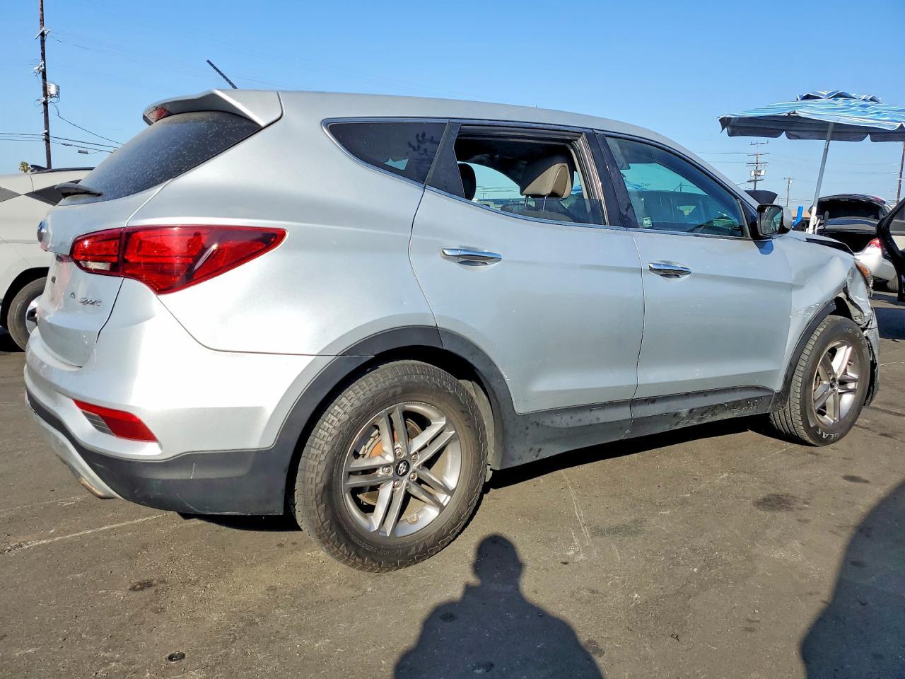 2018 Hyundai Santa Fe Sport 2.4L - Фото 3