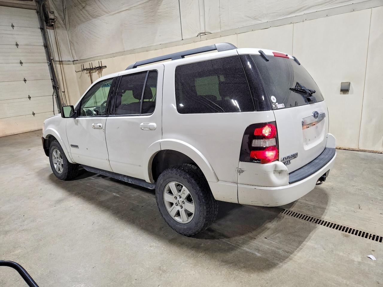 2008 Ford Explorer Xlt - Фото 2