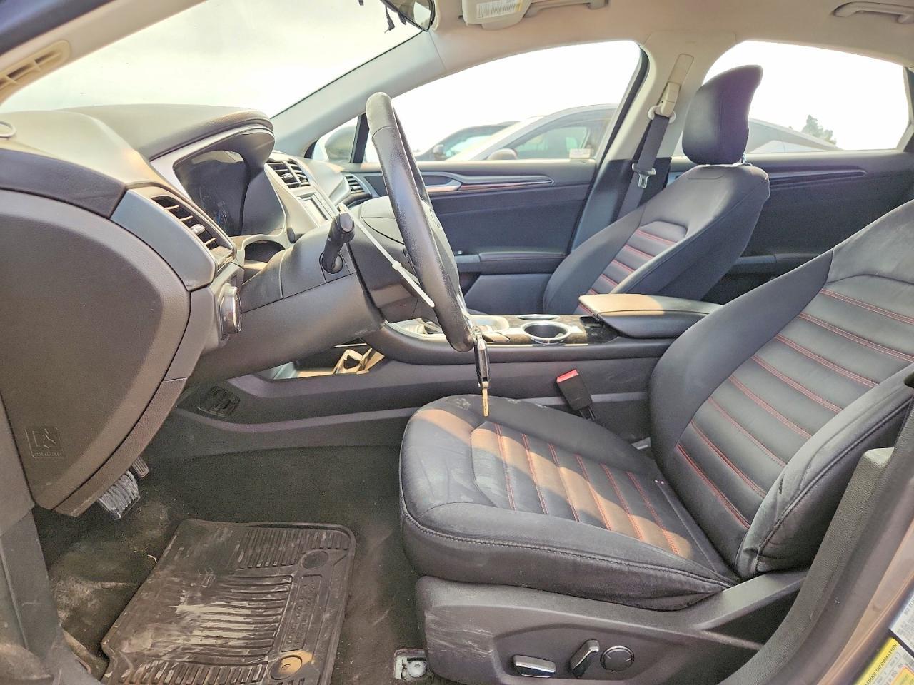 2013 Ford Fusion Se - Фото 7