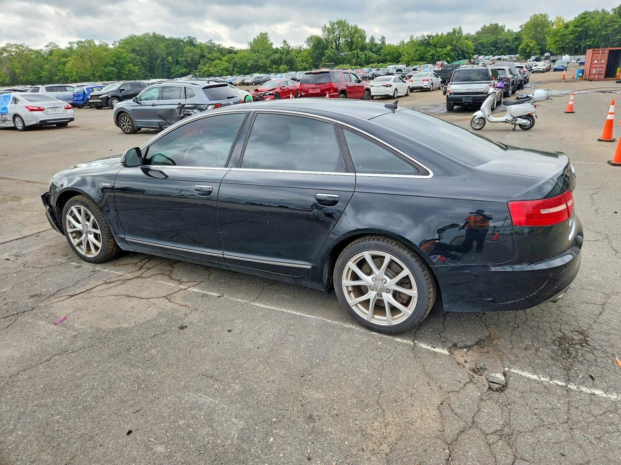 2011 Audi A6 Premium Plus - Фото 2