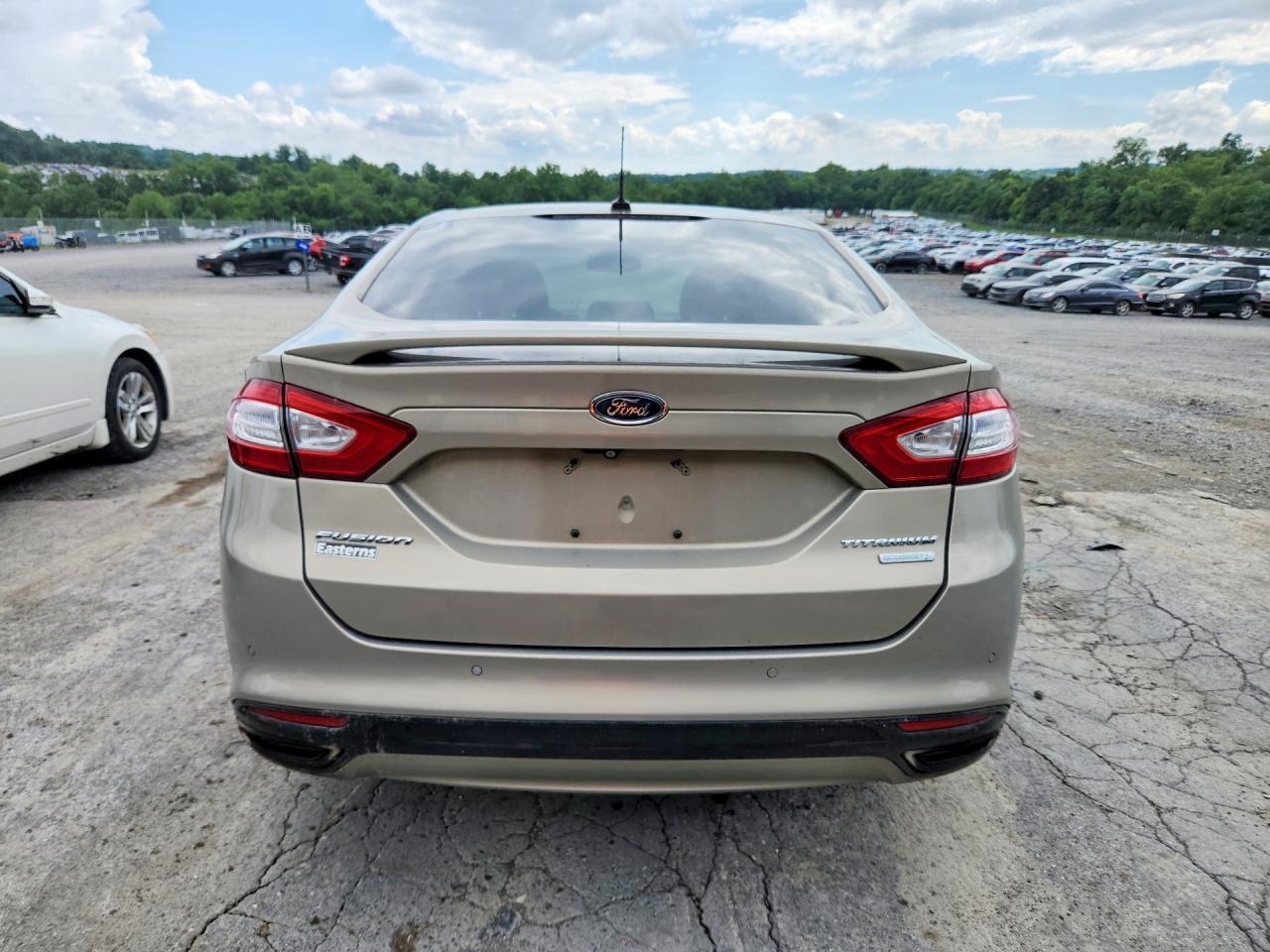 2015 Ford Fusion Titanium - Image 6