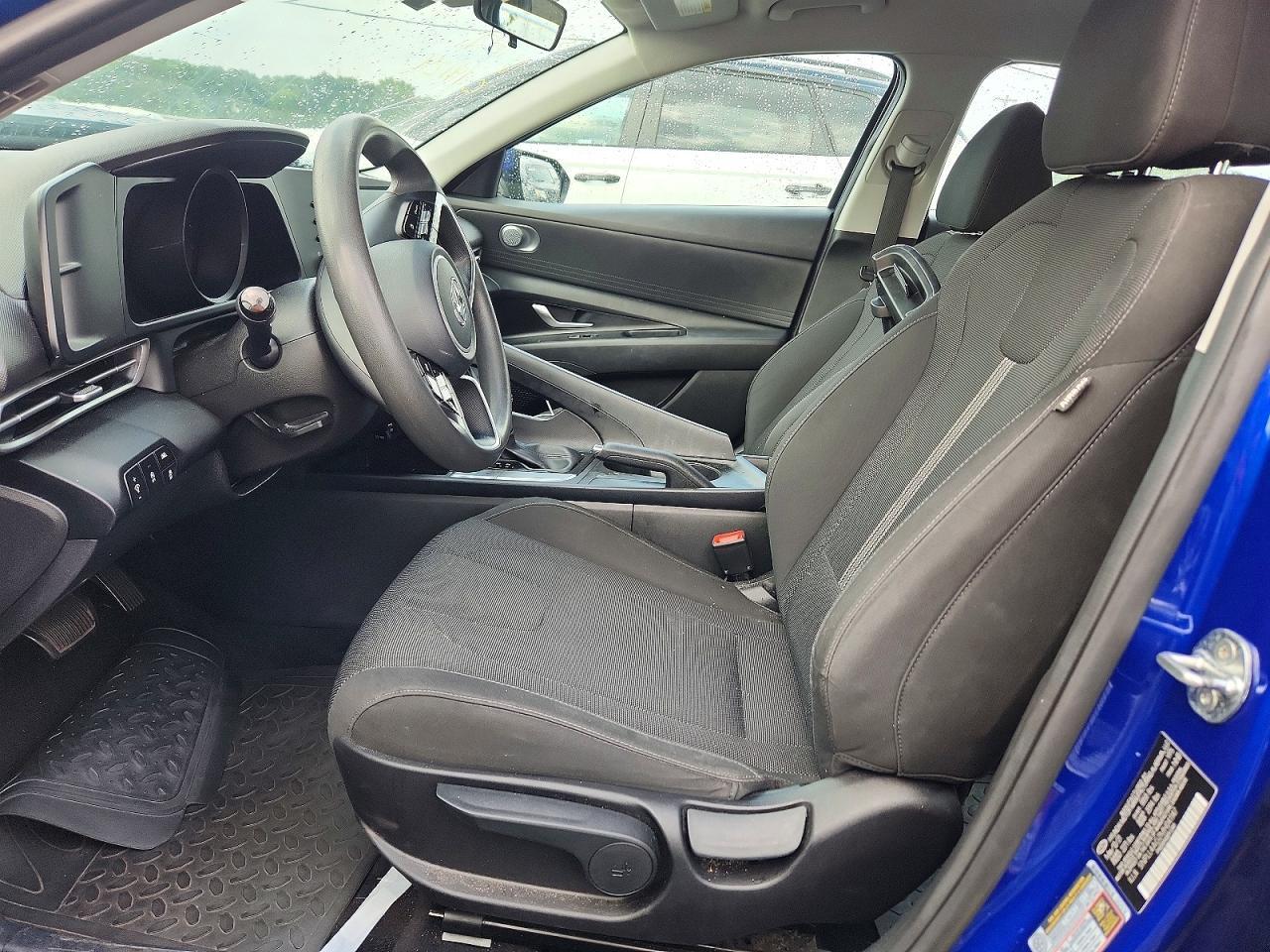 2021 Hyundai Elantra Se - Image 7