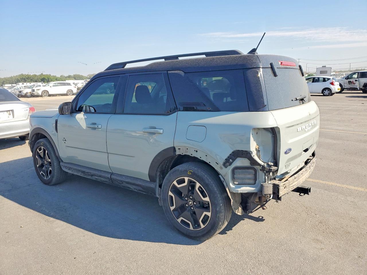 2021 Ford Bronco Sport Outer Banks - Фото 2