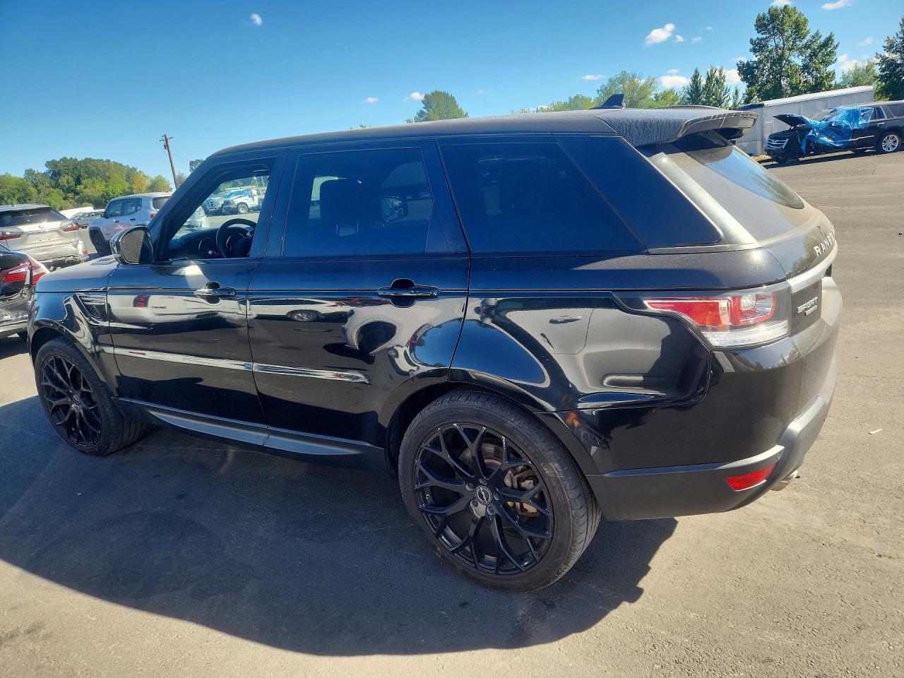 2015 Land Rover Range Rover Sport Se - Image 2