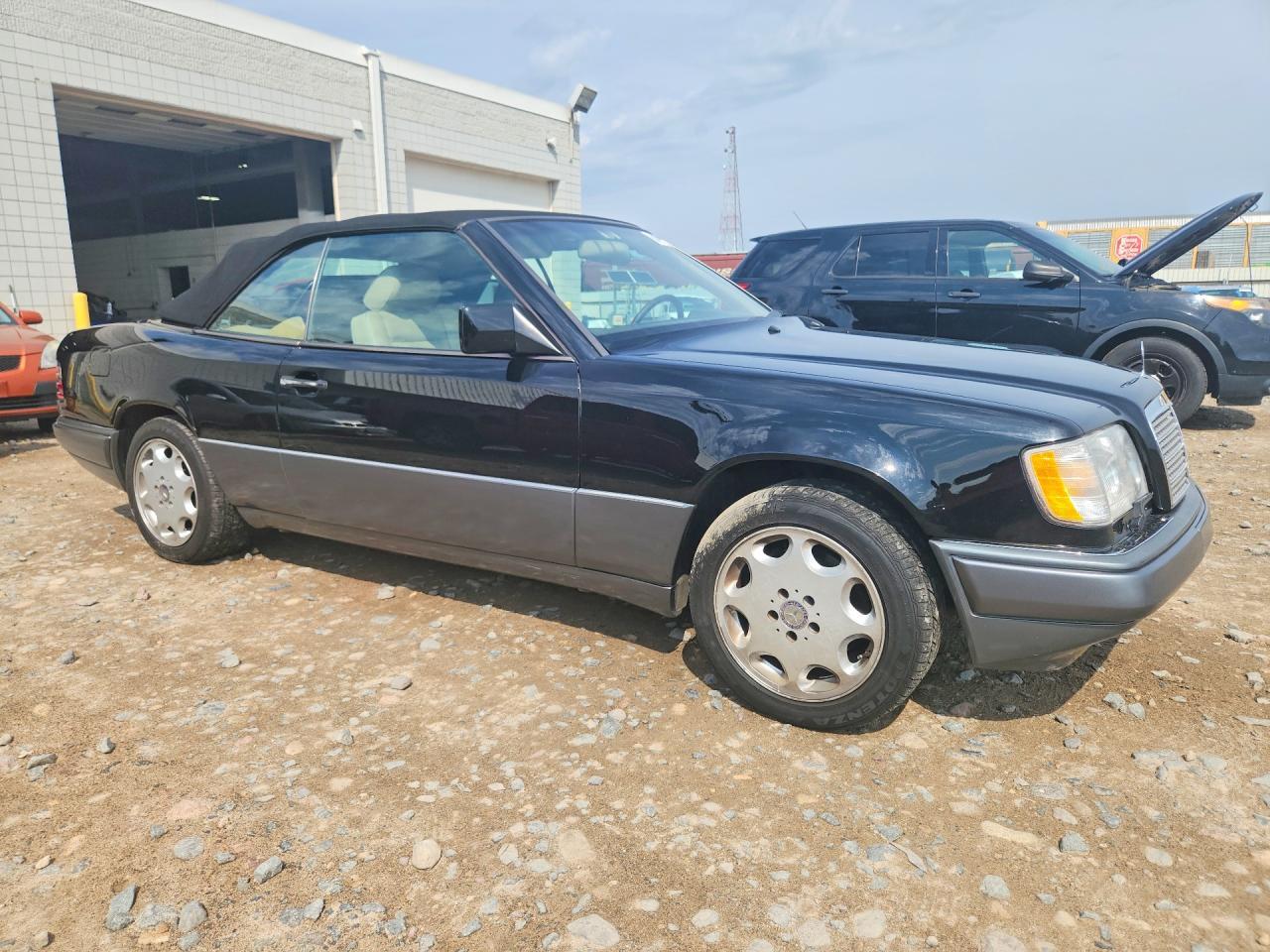 1995 Mercedes-Benz E 320 - Фото 4