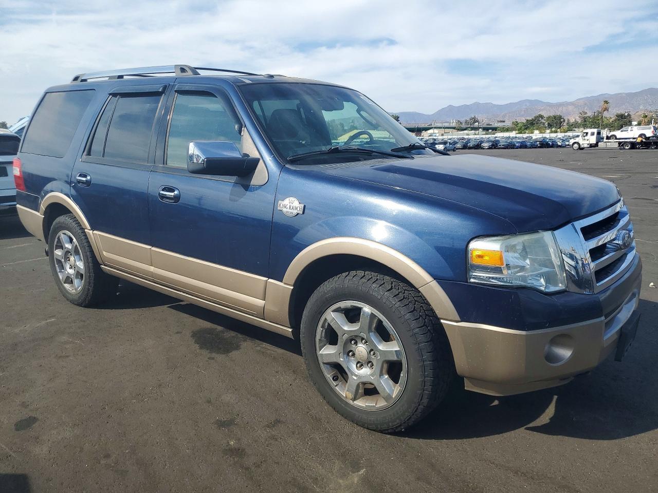2013 Ford Expedition Xlt - Фото 4