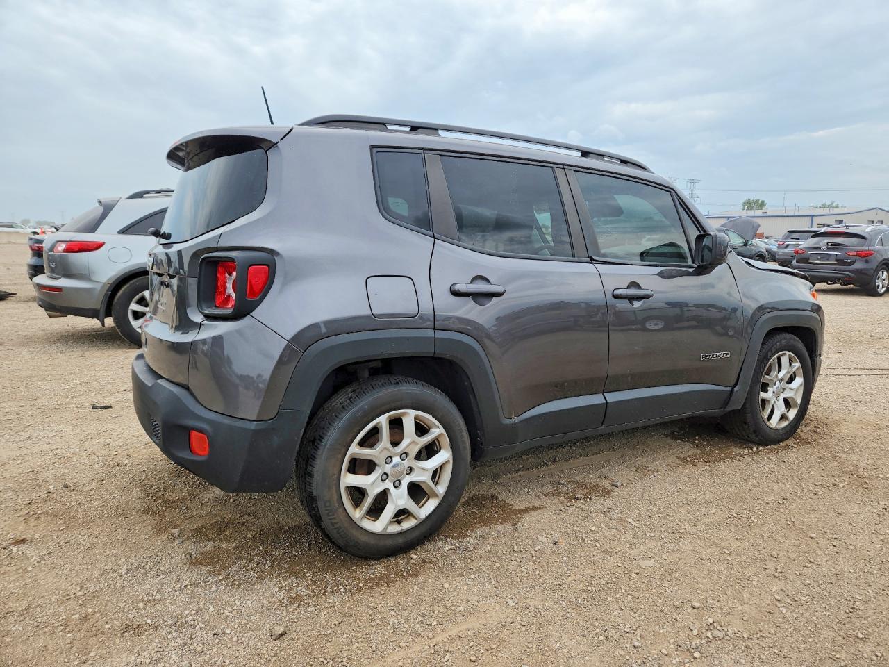 2018 Jeep Renegade Latitude - Фото 3