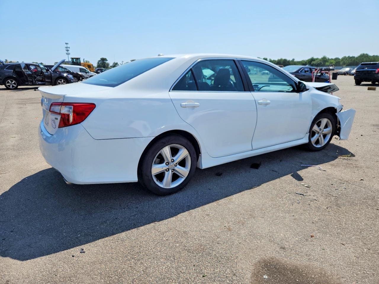 2012 Toyota Camry Se - Фото 3