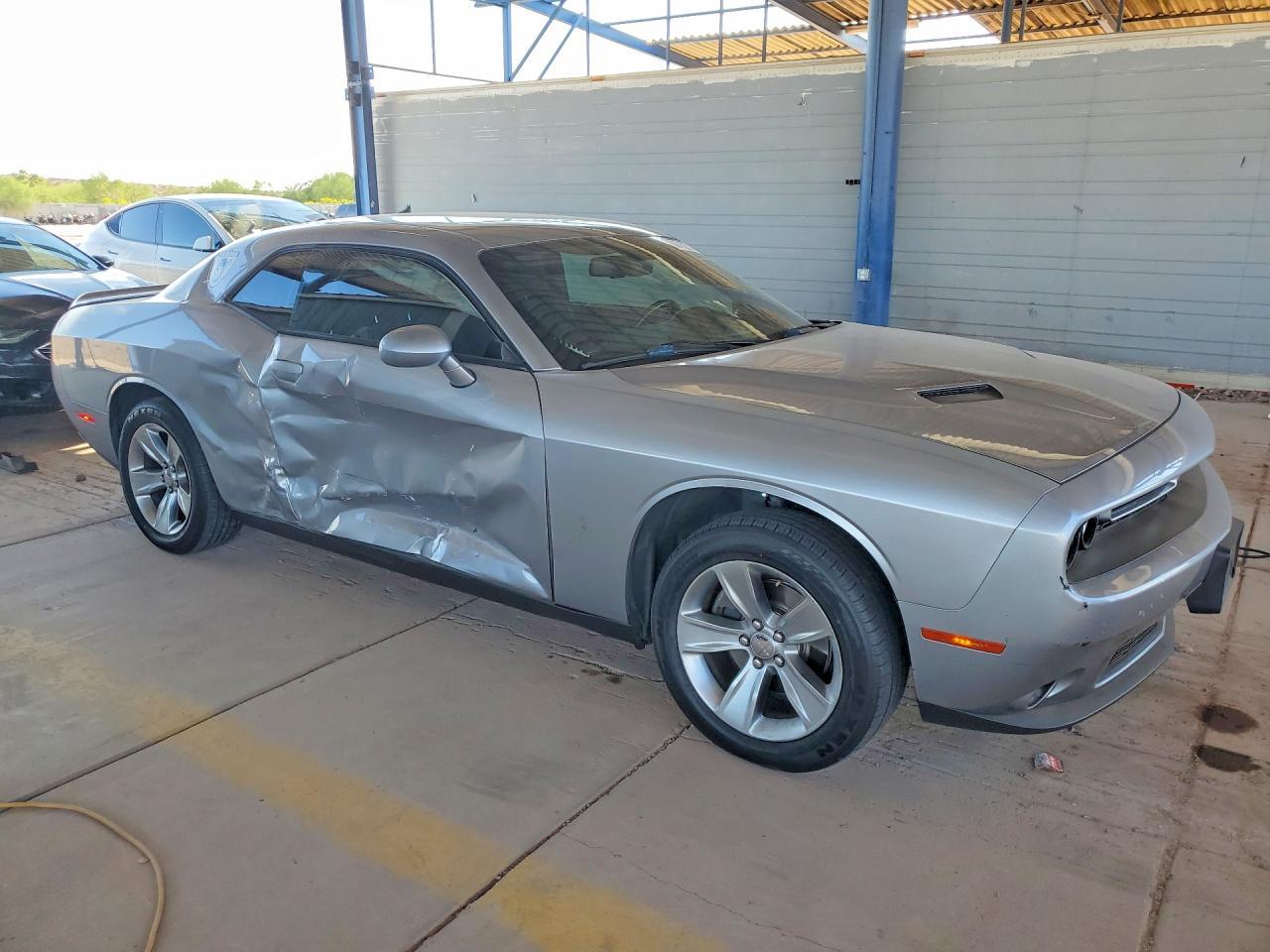 2018 Dodge Challenger Sxt - Image 4