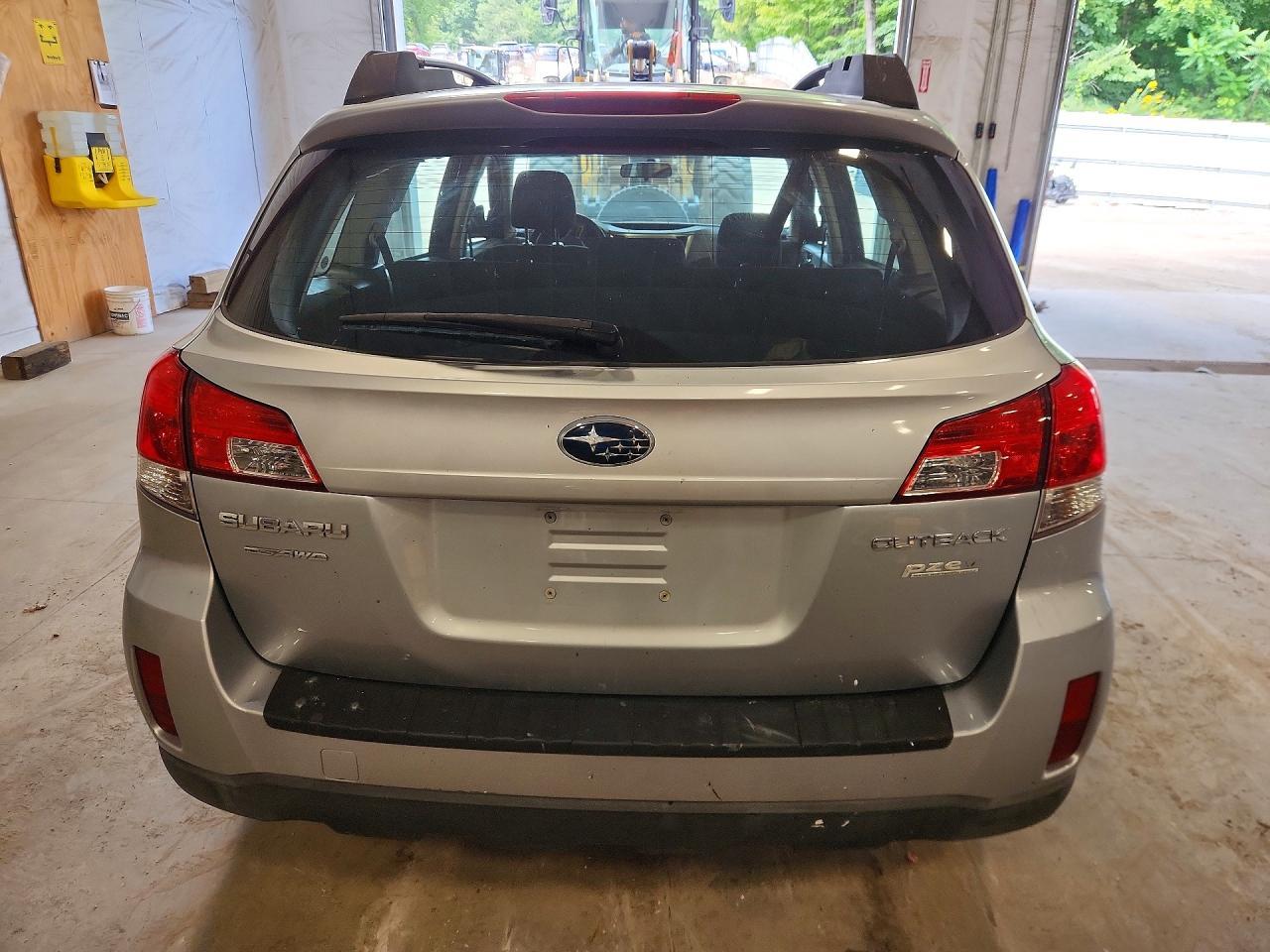 2014 Subaru Outback 2.5I - Фото 6