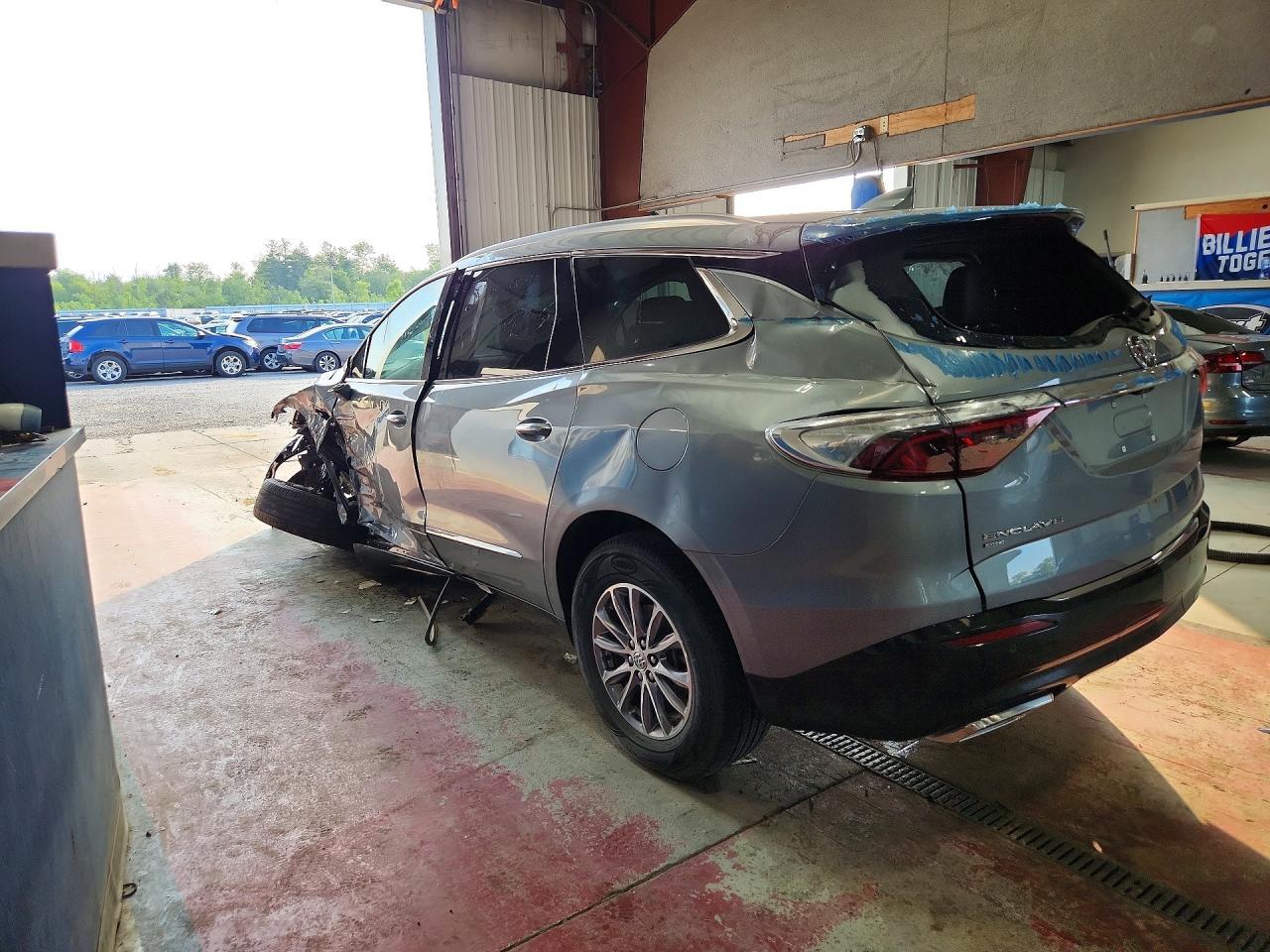 2024 Buick Enclave Premium - Фото 2