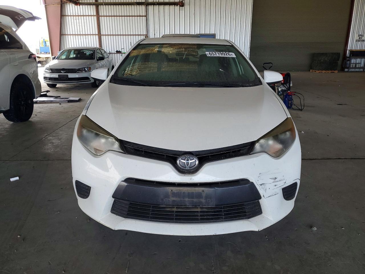 2016 Toyota Corolla Le - Image 5