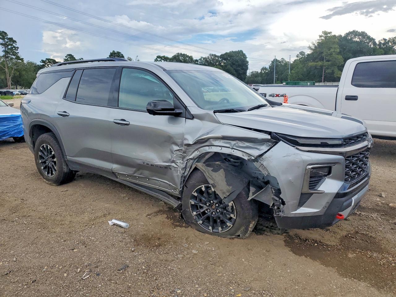 2024 Chevrolet Traverse Lt Z71 - Фото 4