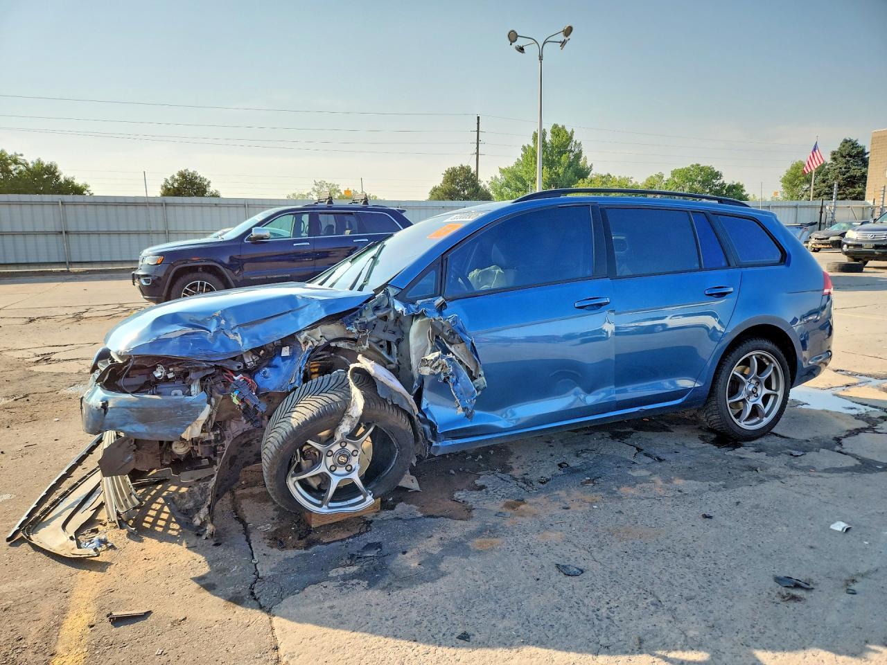 2016 Volkswagen Golf Sportwagen S