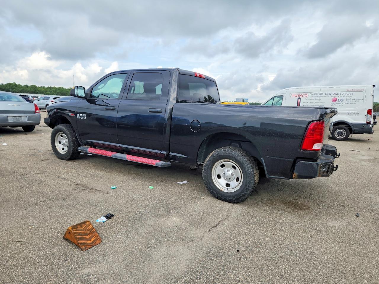 2015 Ram 1500 St - Фото 2