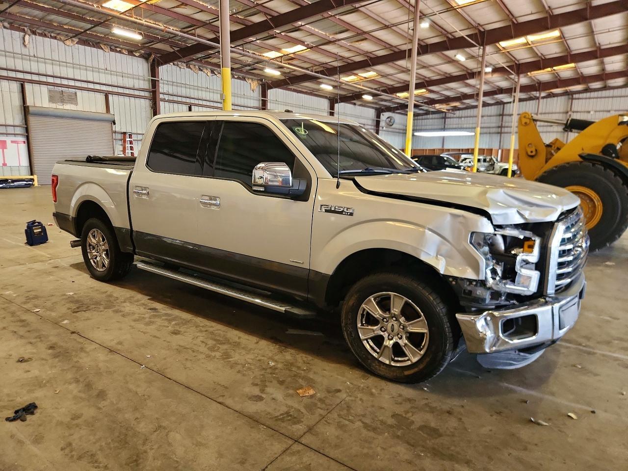 2016 Ford F150 Supercrew - Image 4