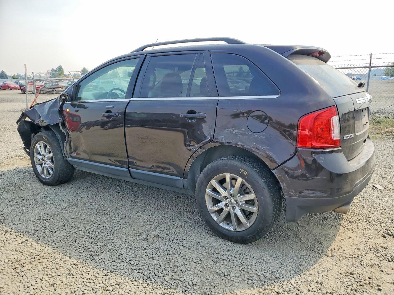 2013 Ford Edge Limited - Image 2