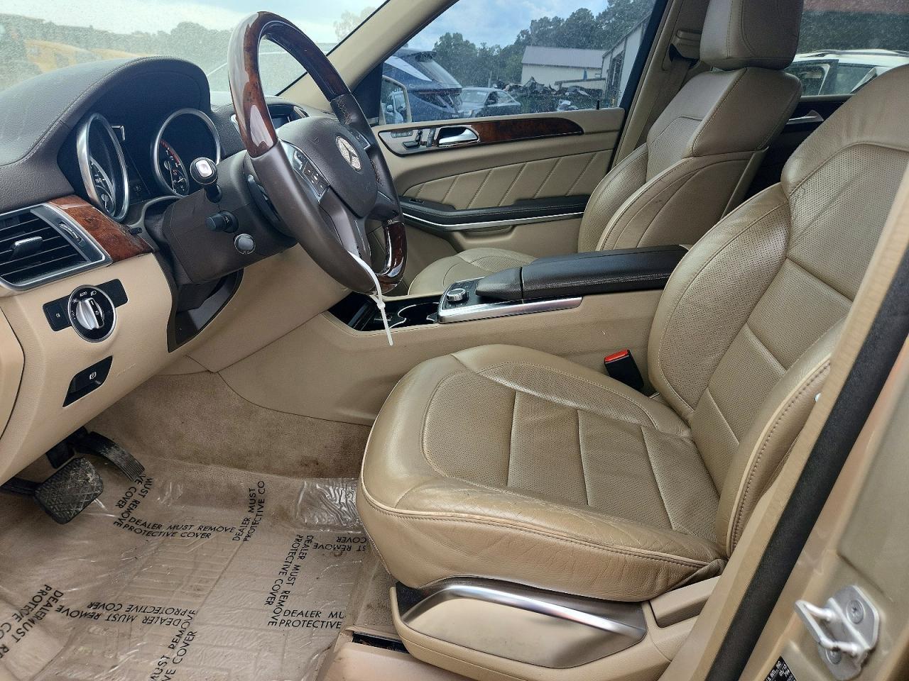 2013 Mercedes-Benz Gl 550 4Matic - Image 7