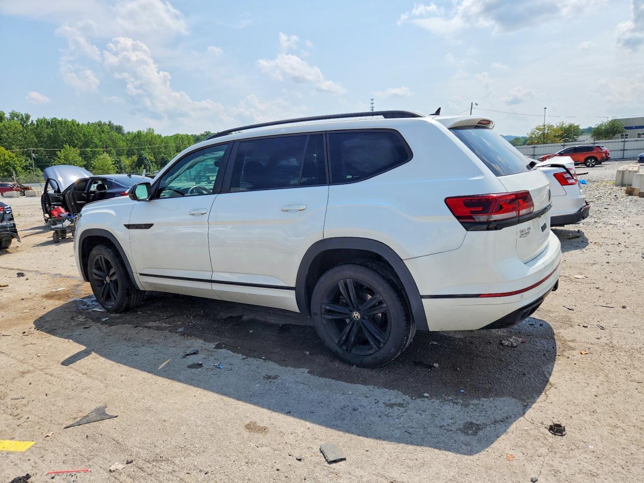2023 Volkswagen Atlas Sel R-Line - Фото 2