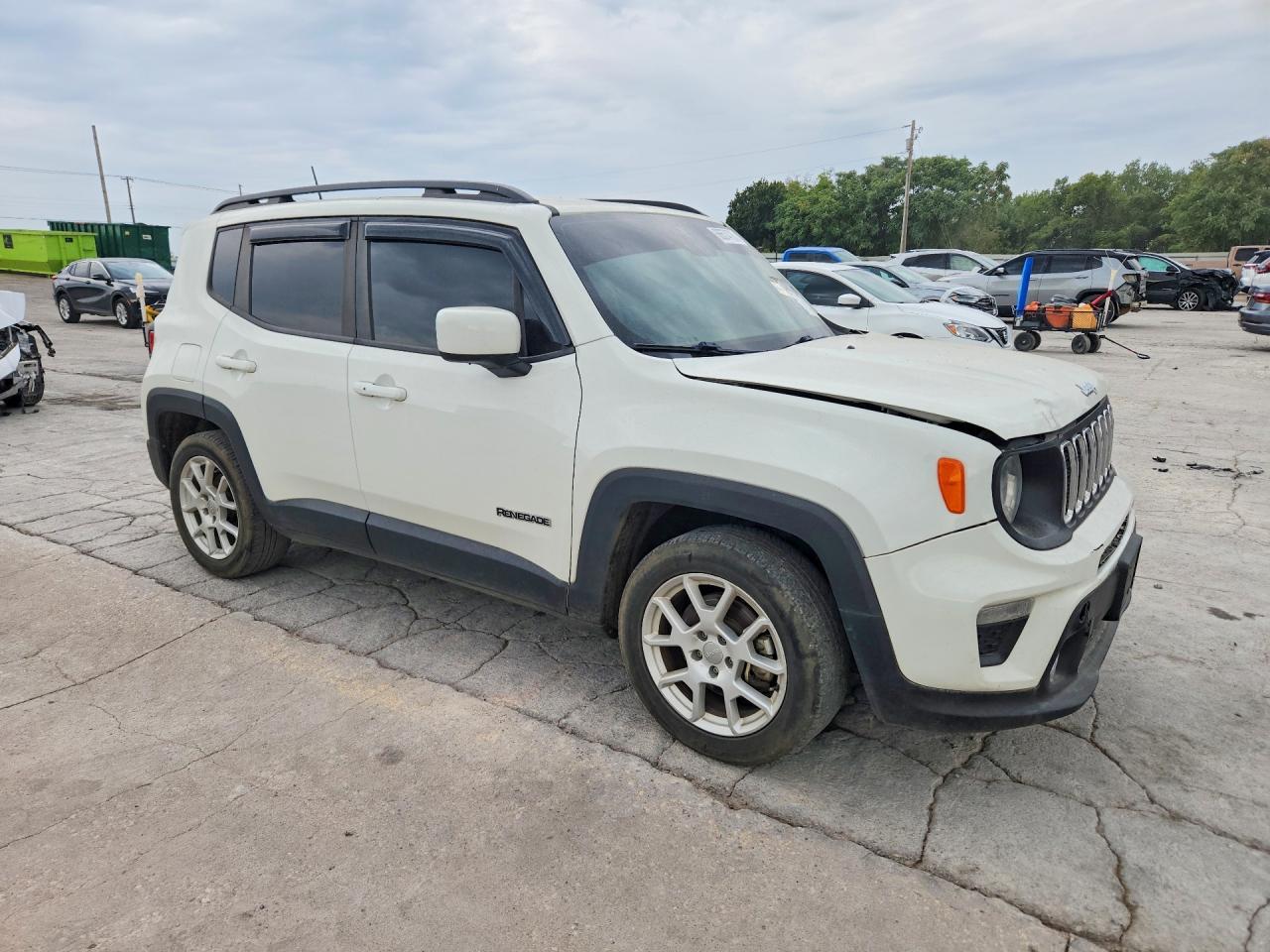 2019 Jeep Renegade Latitude - Image 4