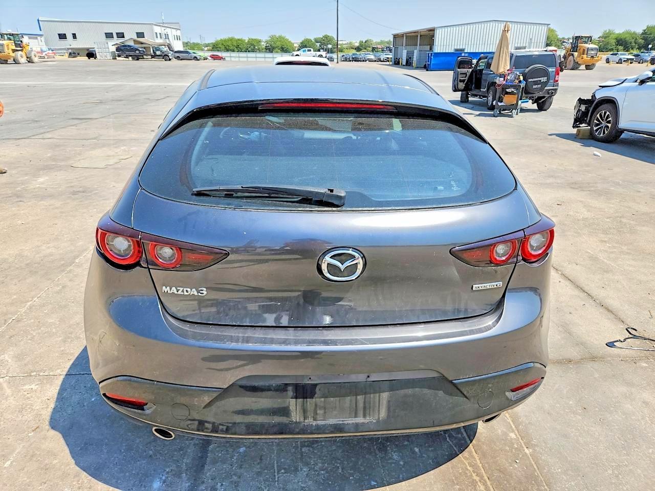 2023 Mazda 3 Preferred - Фото 6