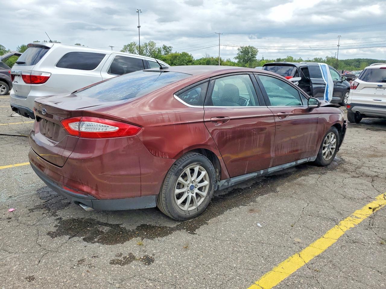 2015 Ford Fusion S - Image 3