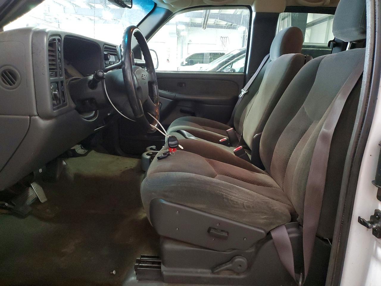2003 Chevrolet Silverado K1500 - Image 7