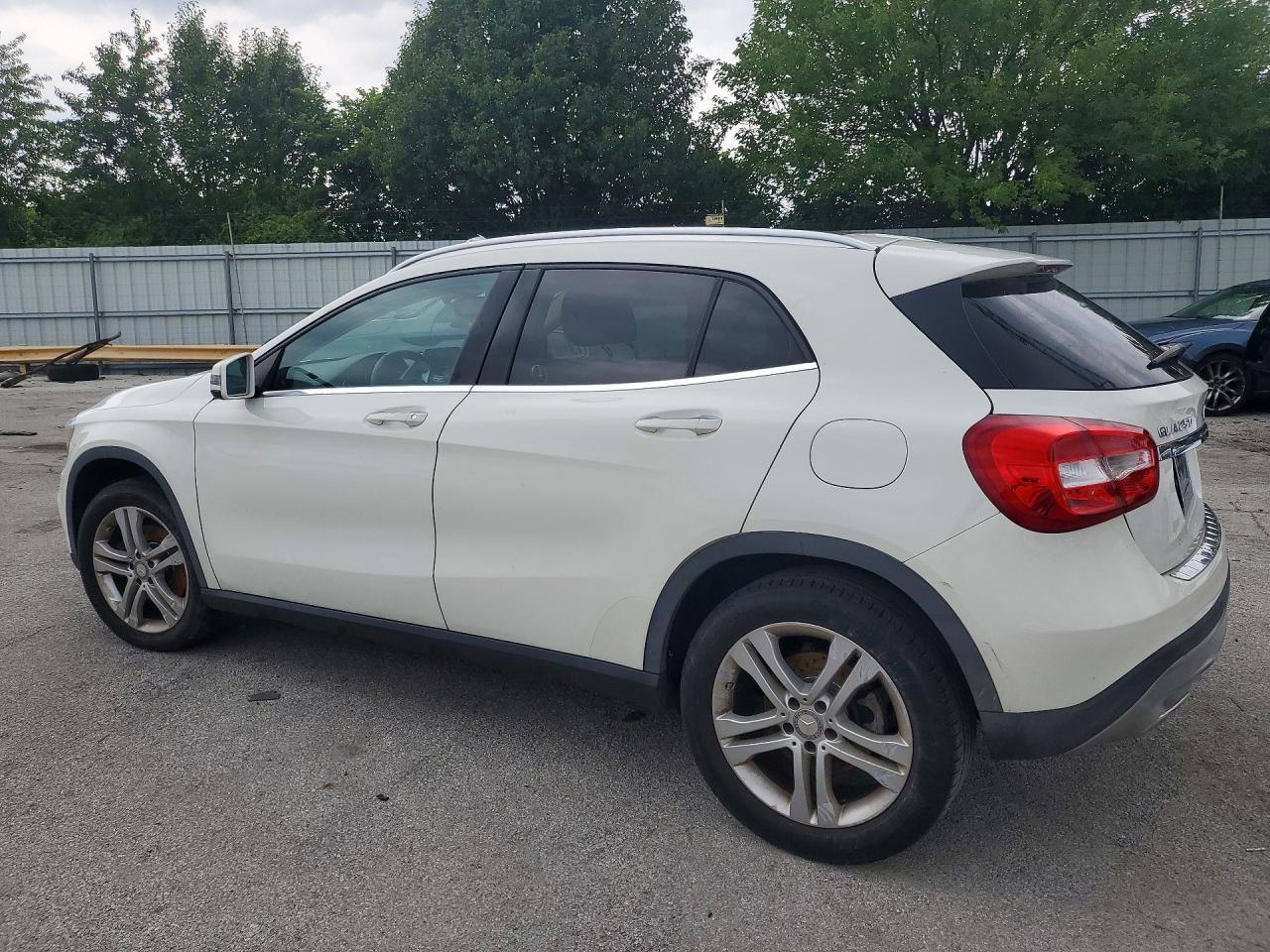 2017 Mercedes-Benz Gla 250 4Matic - Фото 2