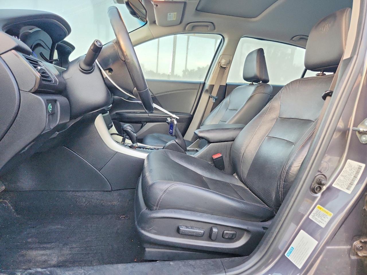 2015 Honda Accord Hybrid Exl - Image 7