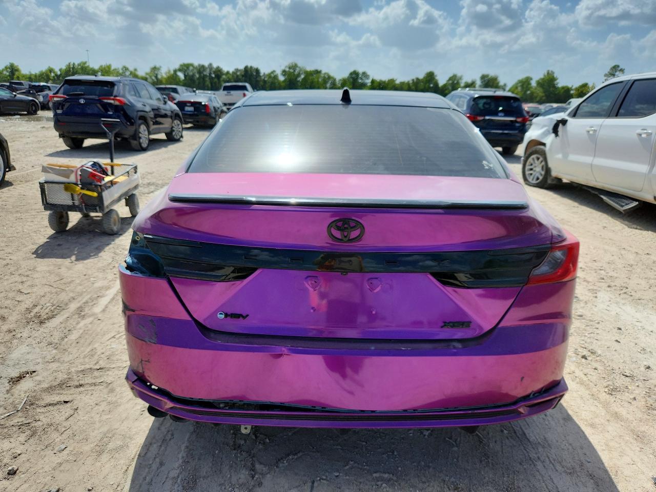 2025 Toyota Camry Xse - Image 6