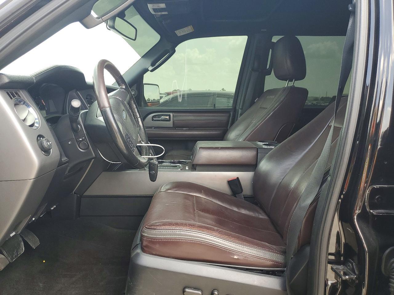 2017 Ford Expedition Platinum - Image 7