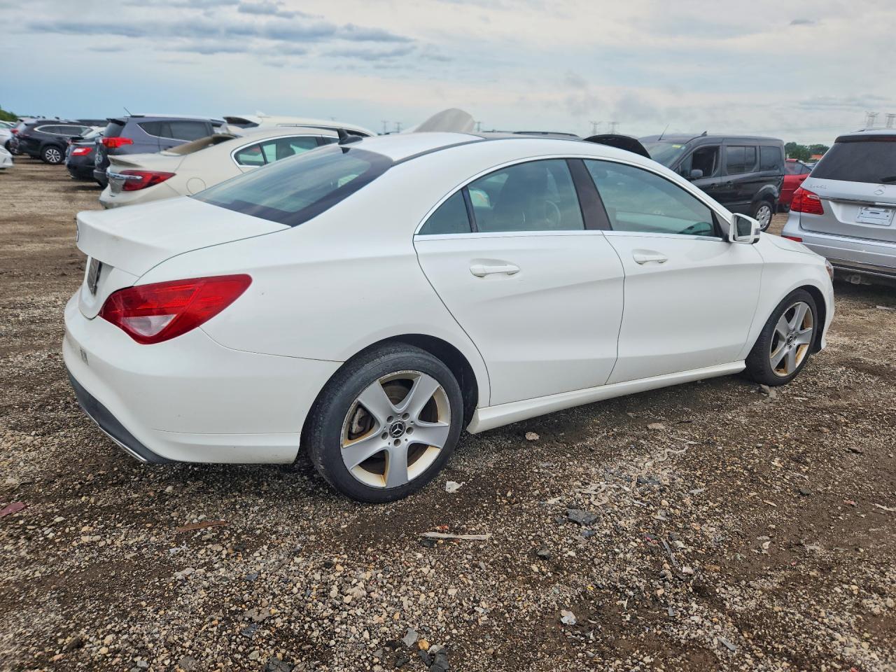 2019 Mercedes-Benz Cla 250 - Фото 3