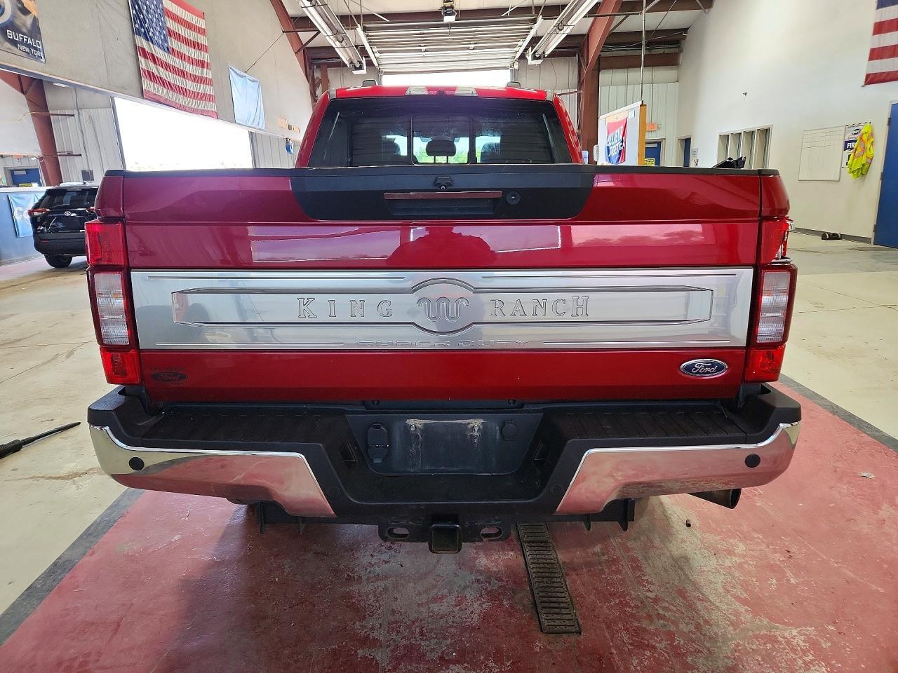 2022 Ford F250 Super Duty - Фото 6