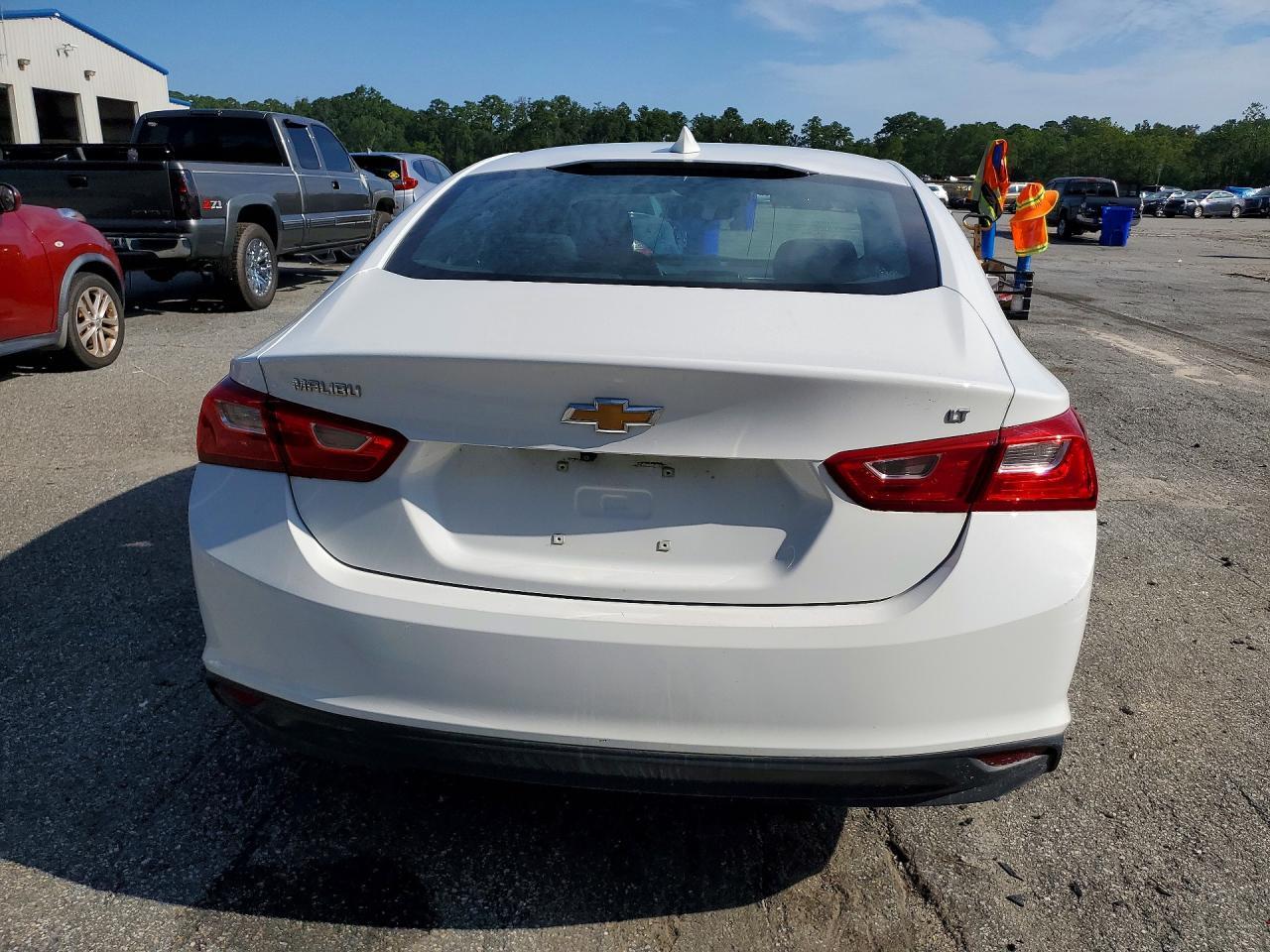 2023 Chevrolet Malibu Lt - Фото 6