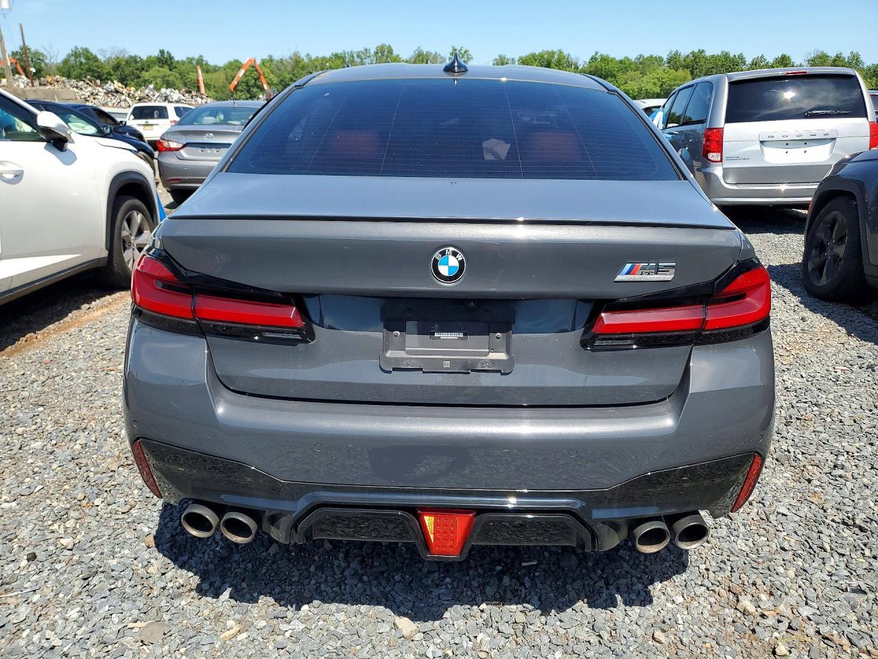 2022 BMW M5 - Фото 6