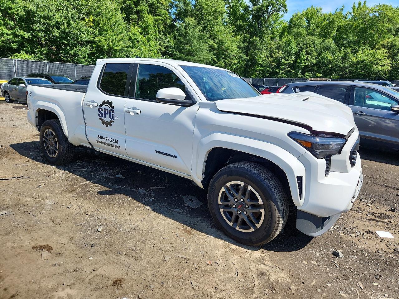 2024 Toyota Tacoma Trd Sport - Image 4