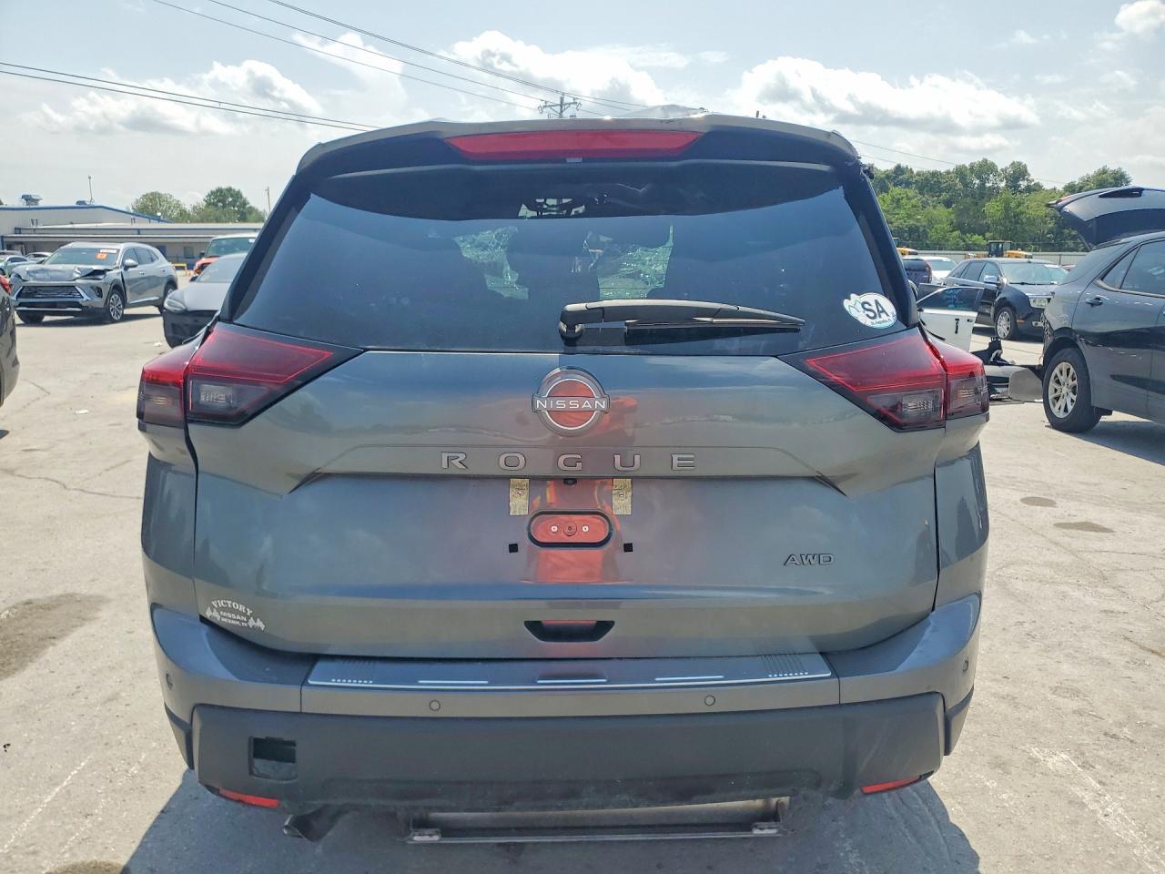 2026 Nissan Rogue Sv - Image 6